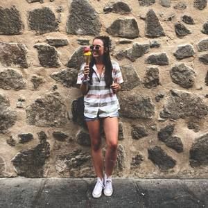 Meet your Posher, Francesca